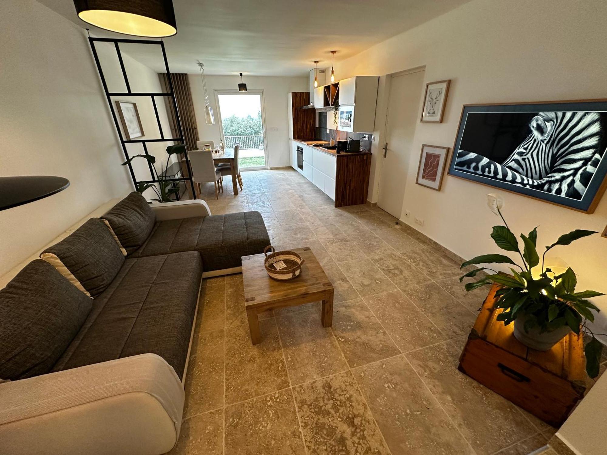 Hébergement de vacances Horizons - Grande Maison Vue Avec Piscine 15mn A Pieds De La